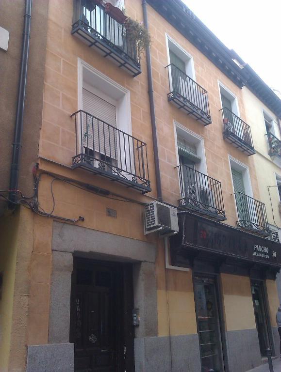 Km1 Amparo Apartments Madrid Dış mekan fotoğraf