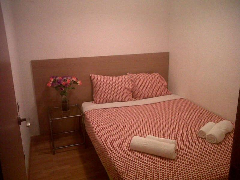 Km1 Amparo Apartments Madrid Oda fotoğraf