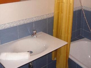 Km1 Amparo Apartments Madrid Dış mekan fotoğraf