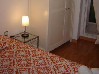 Km1 Amparo Apartments Madrid Dış mekan fotoğraf